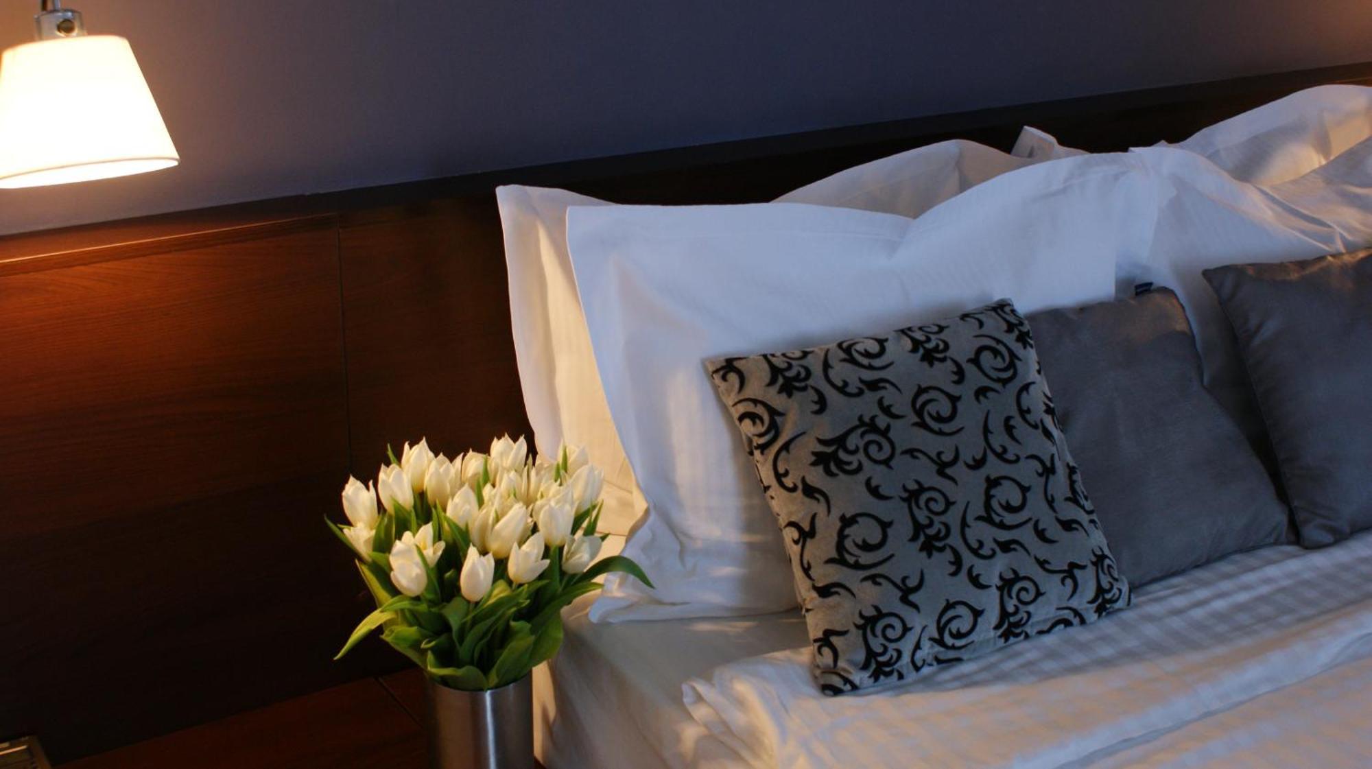 Unique Boutique Hotel Bucareste Quarto foto